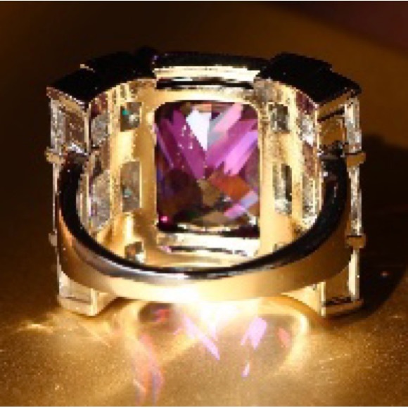 Beautiful Art Deco Style Ring Purple Aquarius Birthday Color W/3 Diamond On Side - Picture 9 of 10